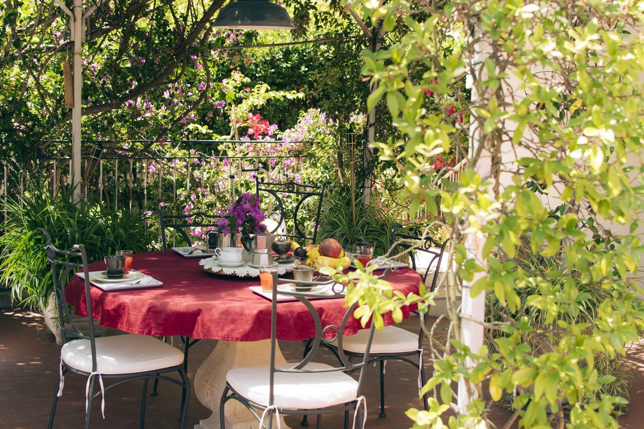 B&B La Bouganville Bed & Breakfast Naples